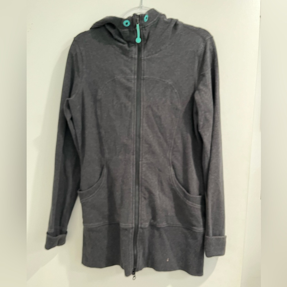 Lululemon Heathered Gray Long Line Hoodie Sz. 10
